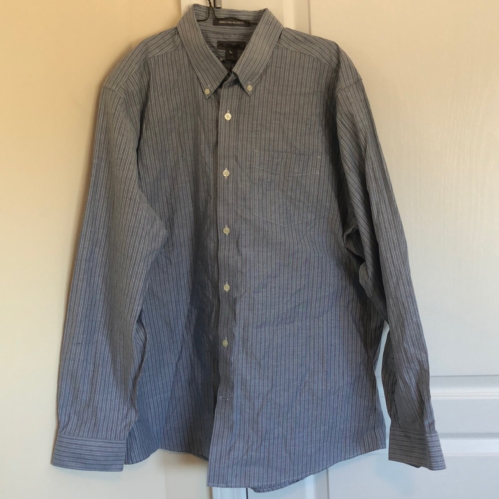 Men’s Eddie Bauer shirt